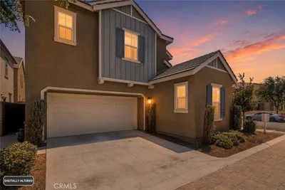 2811 E Kendall