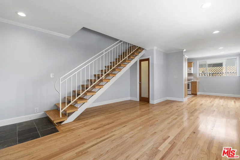 2435 3rd Street 10 photo 2