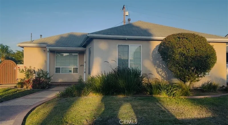 13902 S Zamora, Compton, CA 90222