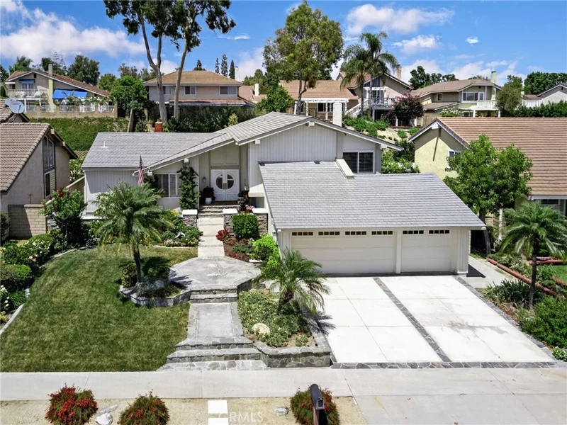 Photo 2 of 15919 SAN ANTONIO AVENUE