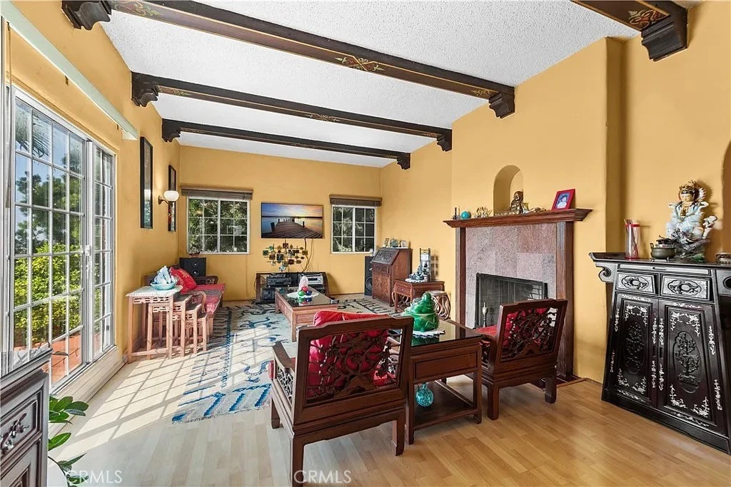 Interior 1