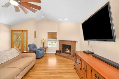 1521 S Dallas photo 2