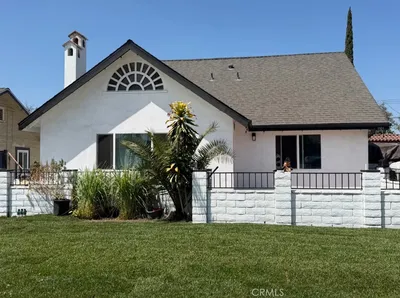 1161 N La Cadena