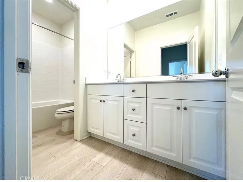4069 Summer Way photo 2
