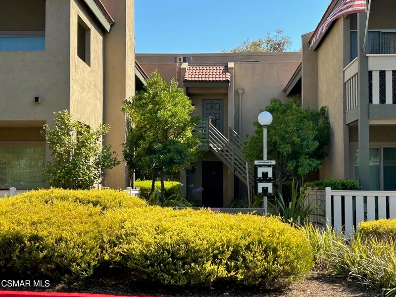 245 Oakleaf Drive 104