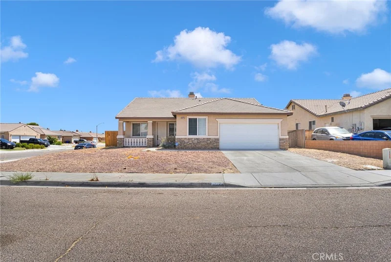 Photo 2 of 14573 Handsdale Street
