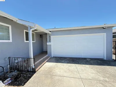 8096 Juniper Ave photo 2