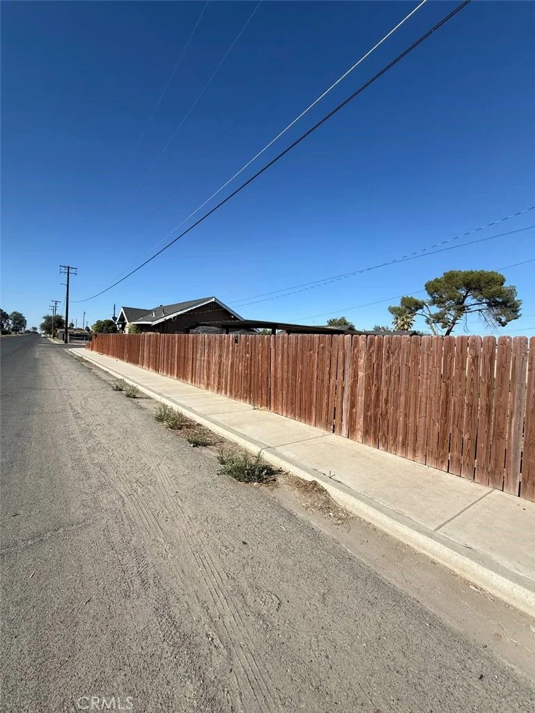 Photo 2 of 20391 3rd