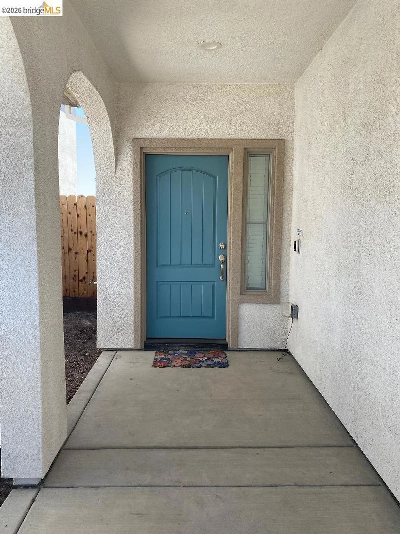 3636 Landmark Cir photo 2