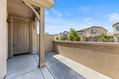 1820 Julie Drive photo 2