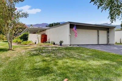 32551 Luiseno Circle photo 2