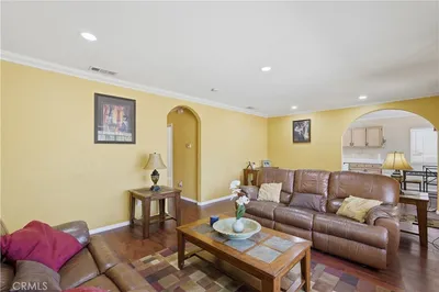 13524 Frazier photo 2