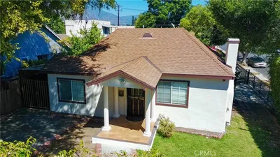 300 N Carmelo