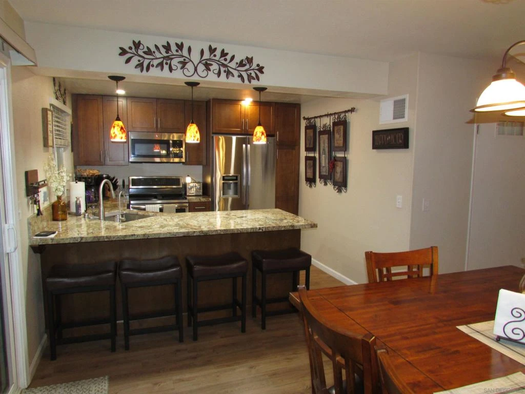 Interior 3