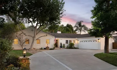 19122 Barrett Lane