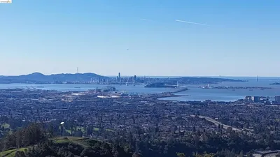 6100 Skyline Blvd