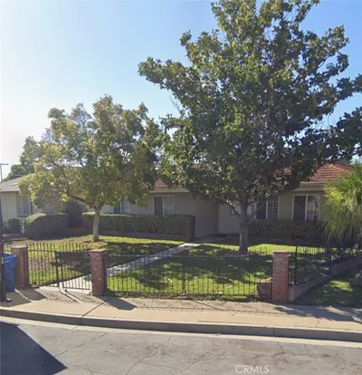 1915 Ervilla Place