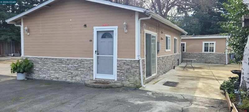 1181 danville photo 2