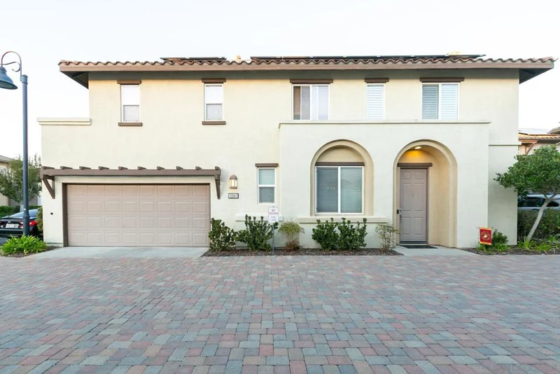 Photo 2 of 10547 Hollingsworth Way