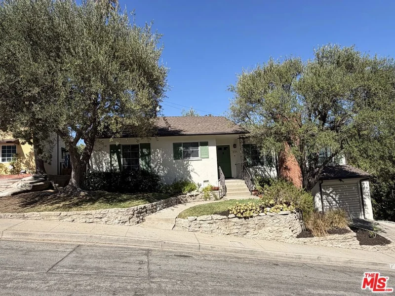 214 Sequoia Drive