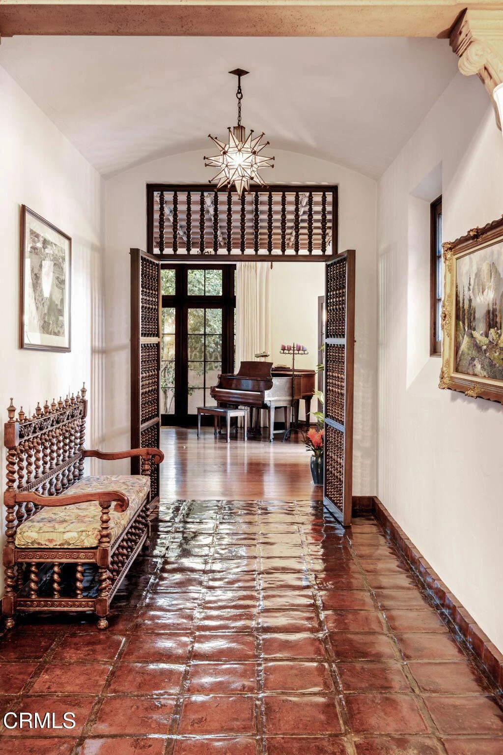 Interior 3