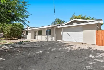 9812 Redwood photo 2