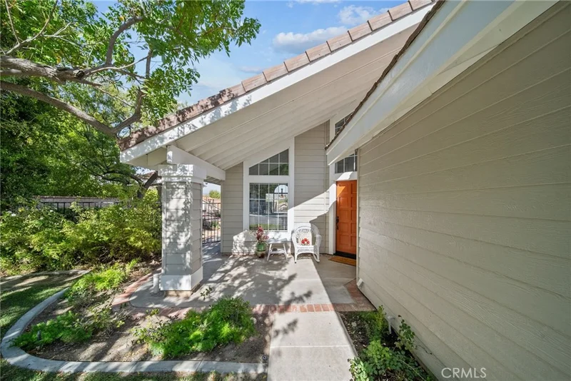 Photo 2 of 27576 Artine