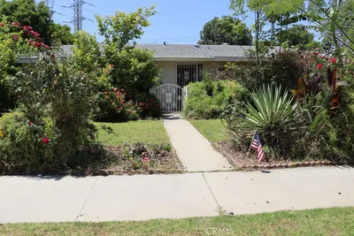 18616 Lassen Street photo 2