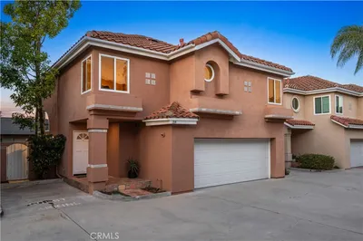 208 Calabria Court