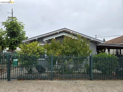 2840 22nd Ave