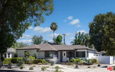 18424 Domino Street photo 2