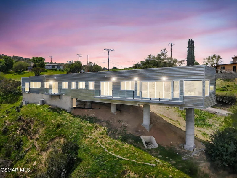 990 Alta Vista Road