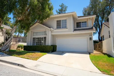 556 Myrtle Court photo 2