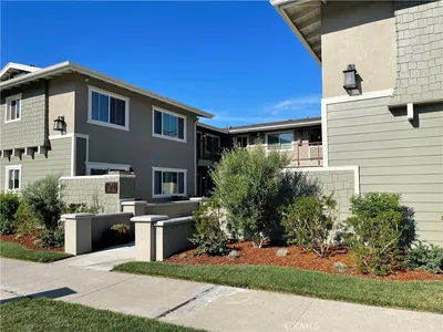 657 Scott Place 09 photo 2