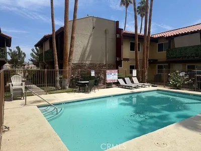 51025 Ave Martinez 23