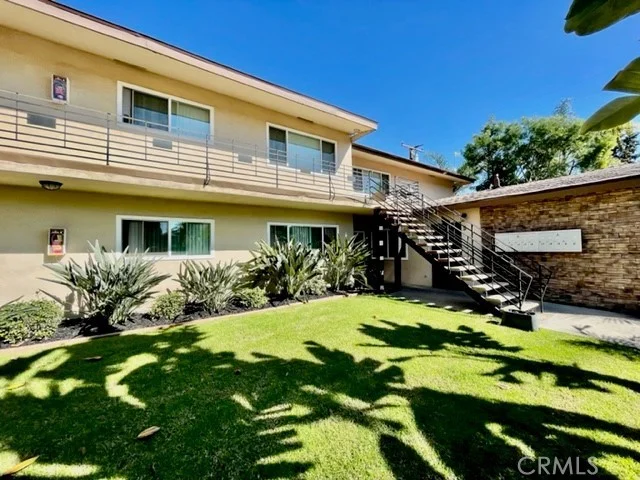 12437 Harris 9