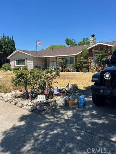 577 Occidental