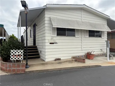 227 Bluebird Lane photo 2