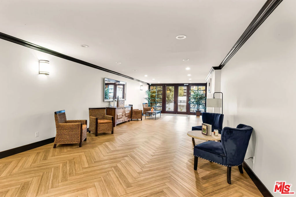 Interior 1