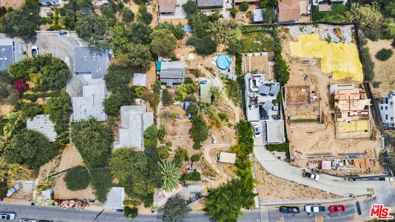 Photo 2 of 2026 N Alvarado Street