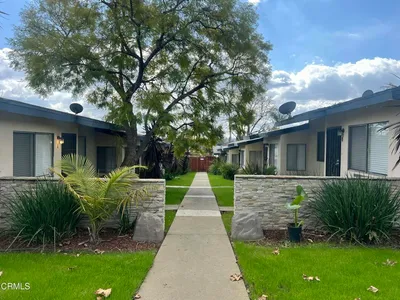 140 W 5th Street 2