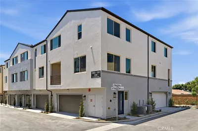 1302 W North Pinecrest Paseo