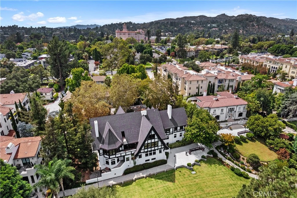 Interior 1