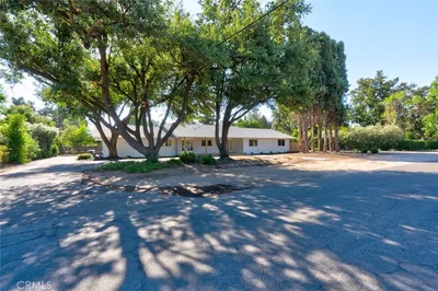 1335 S Waverly