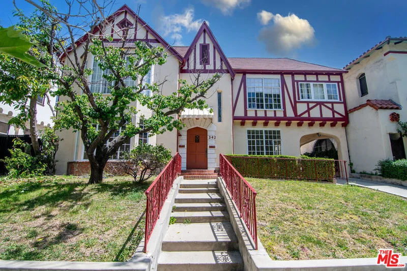 342 N Orange Drive