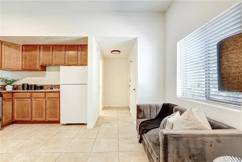 1706 Sessums Drive 3 photo 2