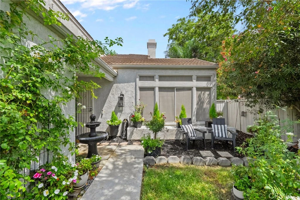 Interior 3