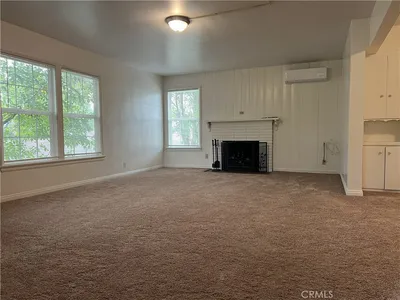 500 N Los Robles Avenue 6 photo 2