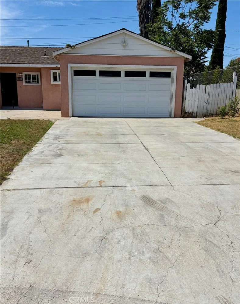 Photo 2 of 5580 Noble Street