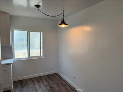 1023 W 19th Street 3 photo 2